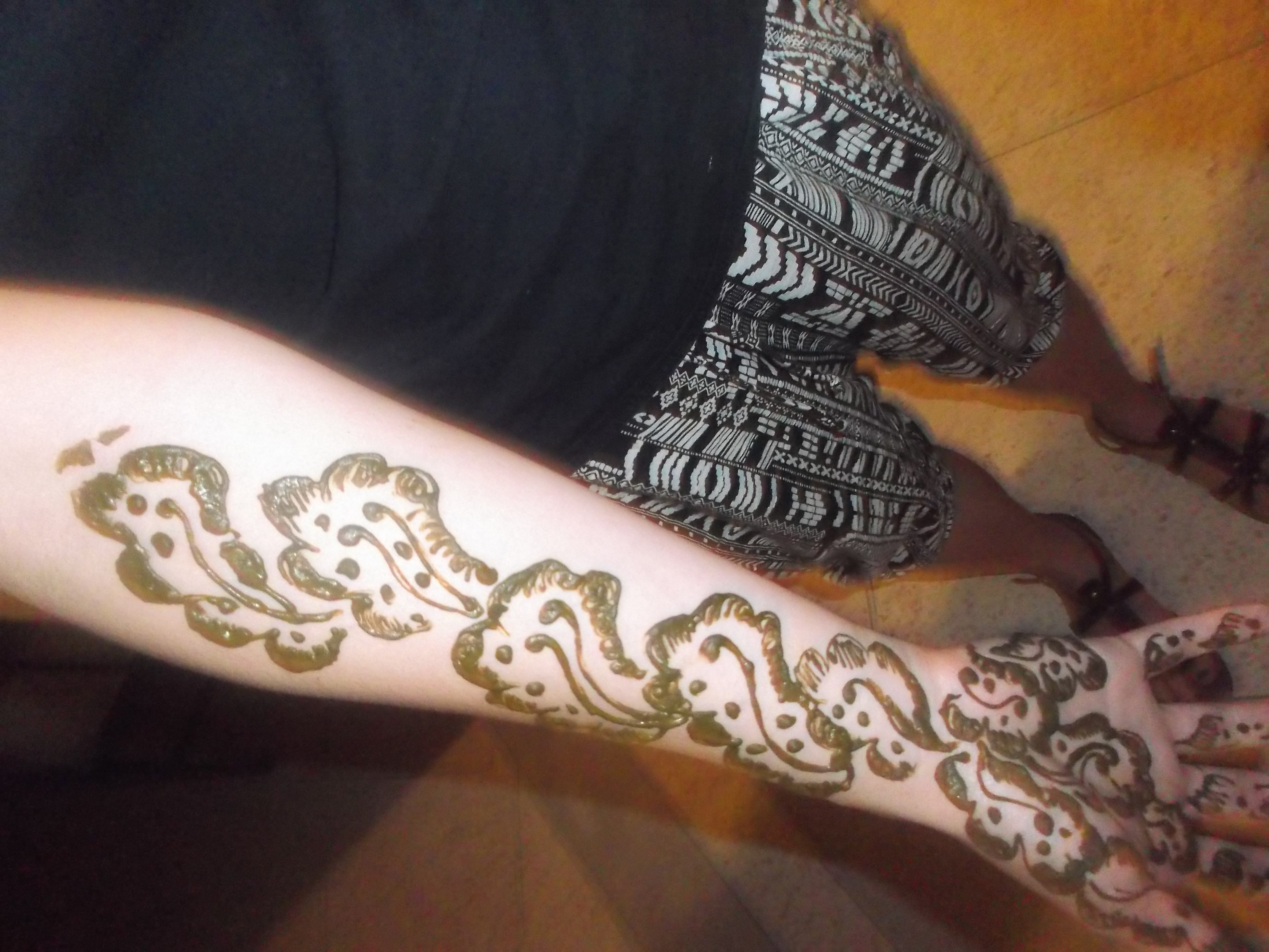 On the last night at the Dar Taliba, one of the girls gave me this gorgeous henna tattoo.